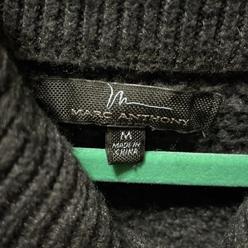Sweater - Picture 2 of 3
